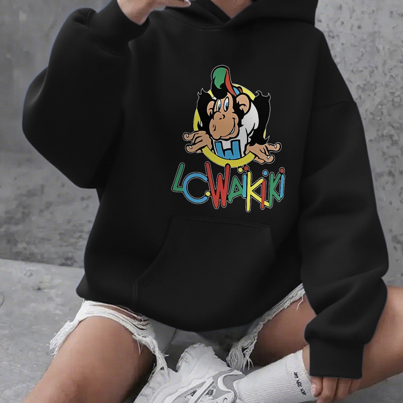 Sweat à Capuche Urbain : Élégance et Douceur au Quotidien